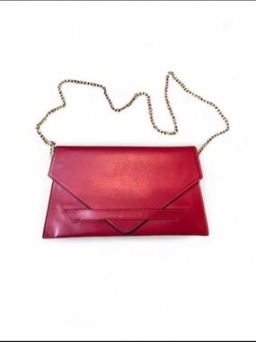 Elegant Red Envelope Clutch with Gold Chain Strap